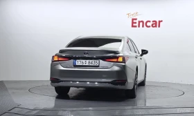 Lexus ES 300 * 300h* HYBRID* ПОДГРЕВ* ОБДУХВАНЕ* HEAD-UP* ШИБИД, снимка 4