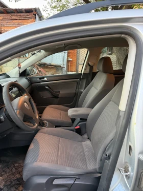 VW Golf 1.9tdi комби, снимка 9