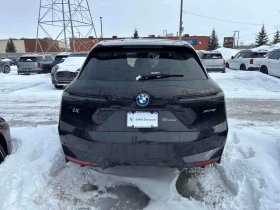 BMW iX xDrive40/H/K/PANO/360/ПРЕДСТАВИТЕЛСТВО НА BMW | Auto.bg — изображение 5
