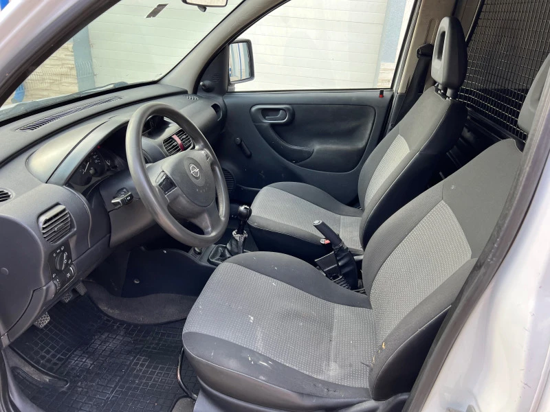 Opel Combo 1.3 M-JET 2006г., снимка 9 - Автомобили и джипове - 47064999