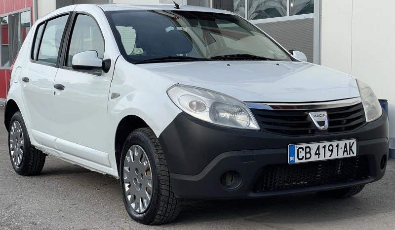 Dacia Sandero 1.4, снимка 7 - Автомобили и джипове - 46082804