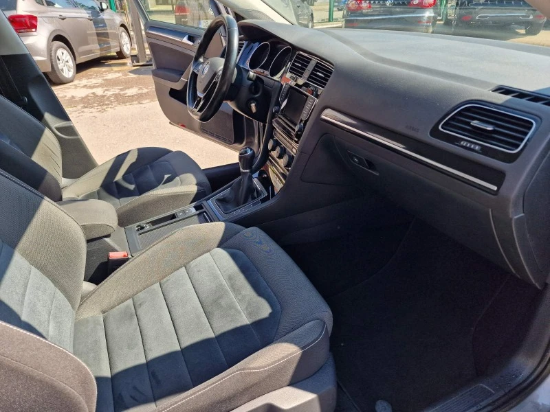 VW Golf 1.6 DISEL, снимка 13 - Автомобили и джипове - 46683612