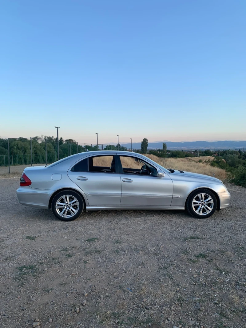 Mercedes-Benz E 280 4 matic, снимка 5 - Автомобили и джипове - 47557757