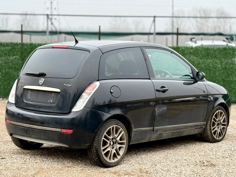 Lancia Ypsilon 1.2i ИТАЛИЯ, снимка 5 - Автомобили и джипове - 49437263