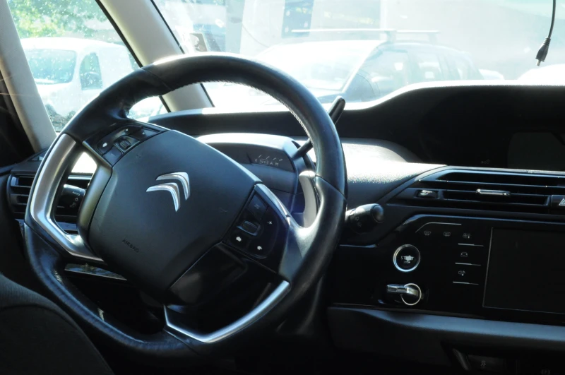 Citroen C4 Picasso 1.6 e+ HDi, снимка 4 - Автомобили и джипове - 51801666