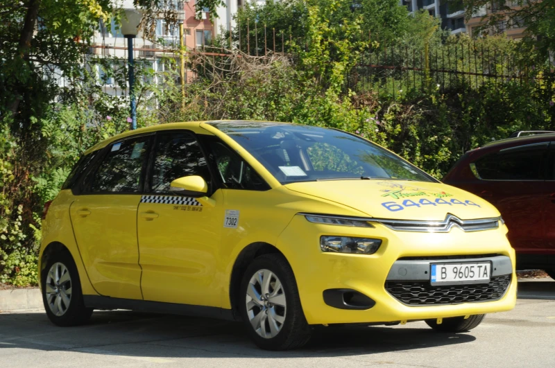 Citroen C4 Picasso 1.6 e+ HDi, снимка 3 - Автомобили и джипове - 51801666