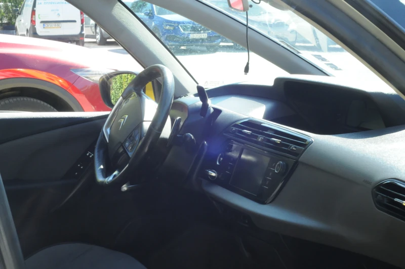 Citroen C4 Picasso 1.6 e+ HDi, снимка 6 - Автомобили и джипове - 51801666