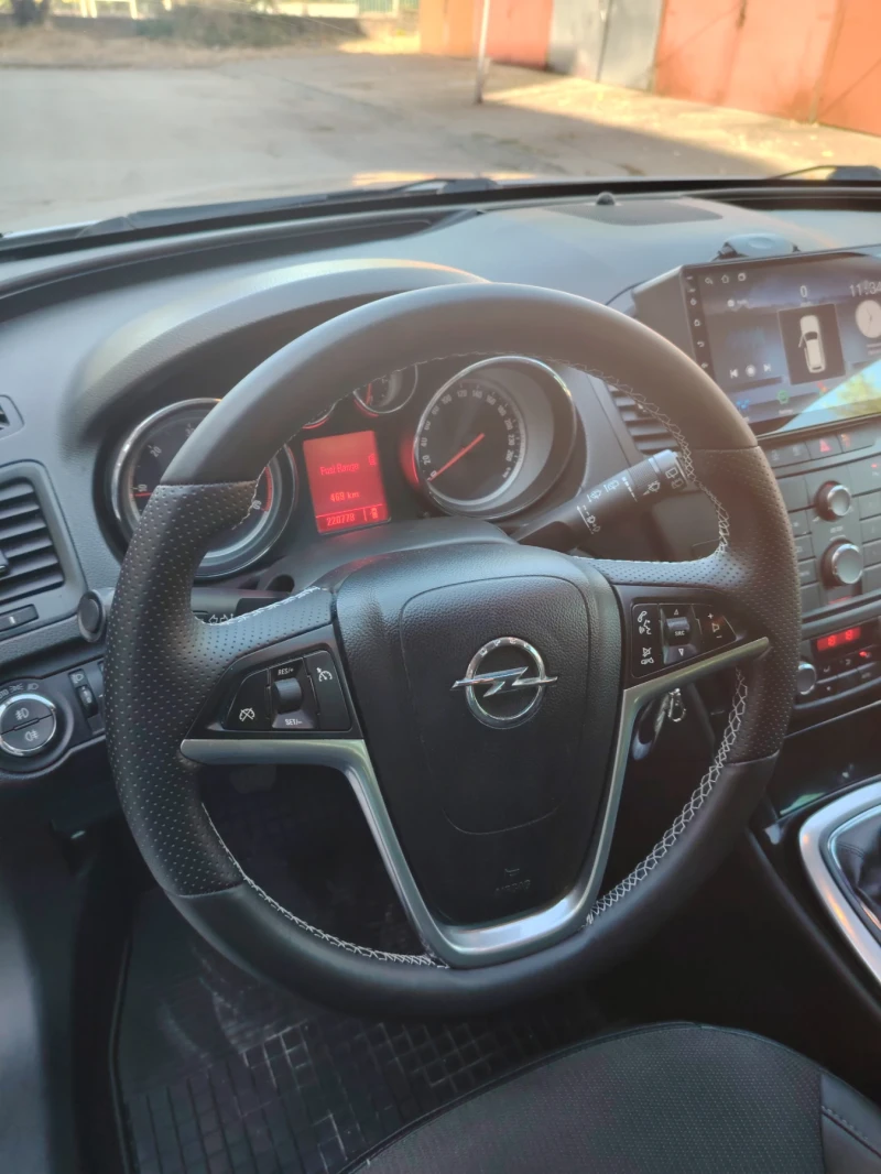 Opel Insignia 2.0CDTI/COSMO/Navi, снимка 15 - Автомобили и джипове - 51824676
