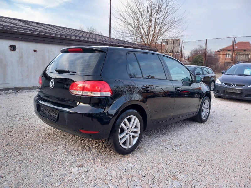 VW Golf 1.4i NAVI 80кс климатроник, снимка 5 - Автомобили и джипове - 52840493