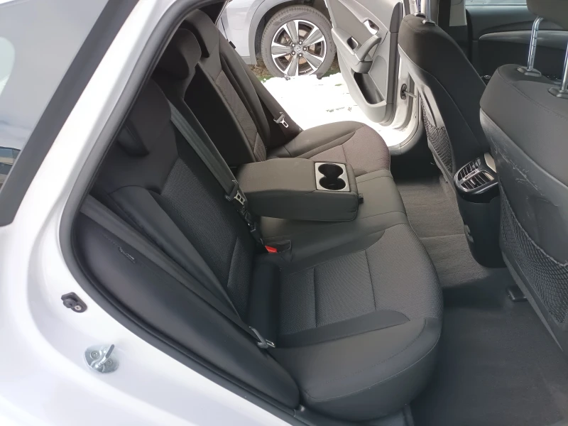 Hyundai I40 1.7CRDI/NAVI/AVTOMAT, снимка 9 - Автомобили и джипове - 53042655