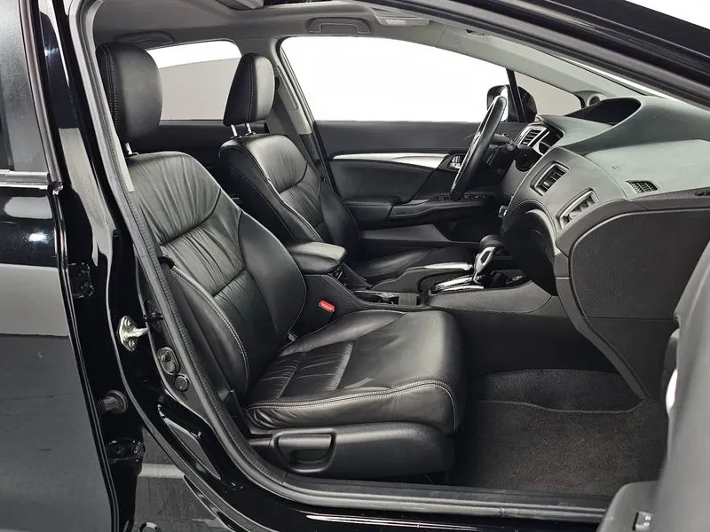 Honda Civic 1.8, снимка 10 - Автомобили и джипове - 54253382