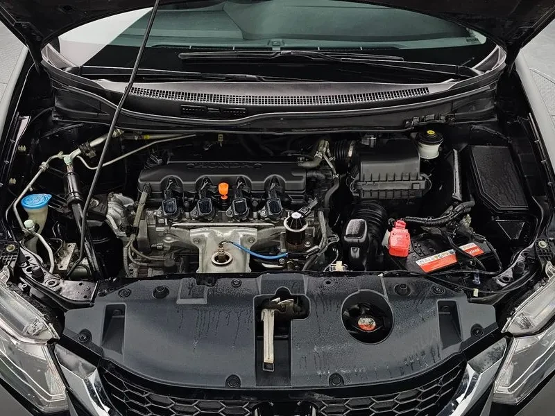 Honda Civic 1.8, снимка 6 - Автомобили и джипове - 54253382