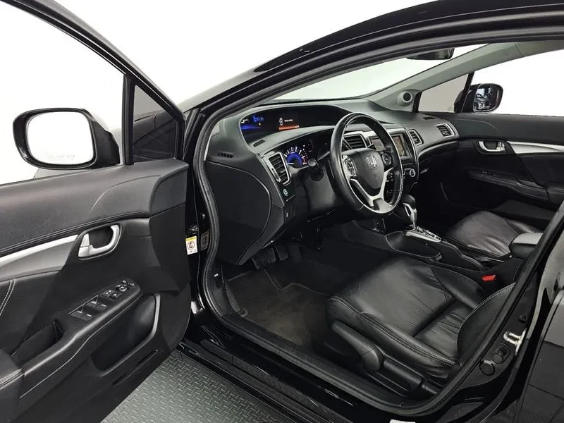 Honda Civic 1.8, снимка 11 - Автомобили и джипове - 54253382