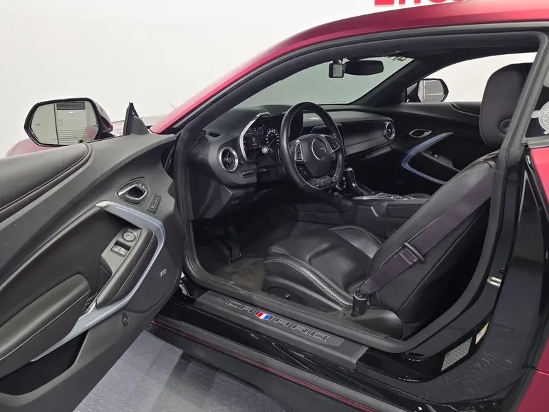 Chevrolet Camaro 6.2 - САМО 30% АВАНС, снимка 10 - Автомобили и джипове - 56224735