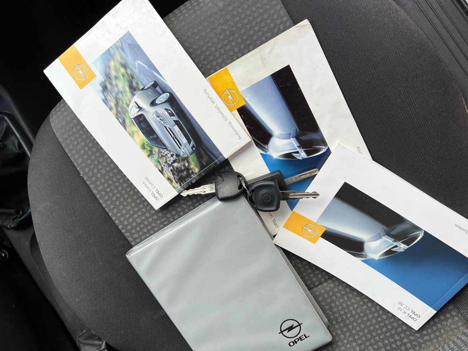 Opel Combo 1.3 M-JET 2006. | Mobile.bg   16