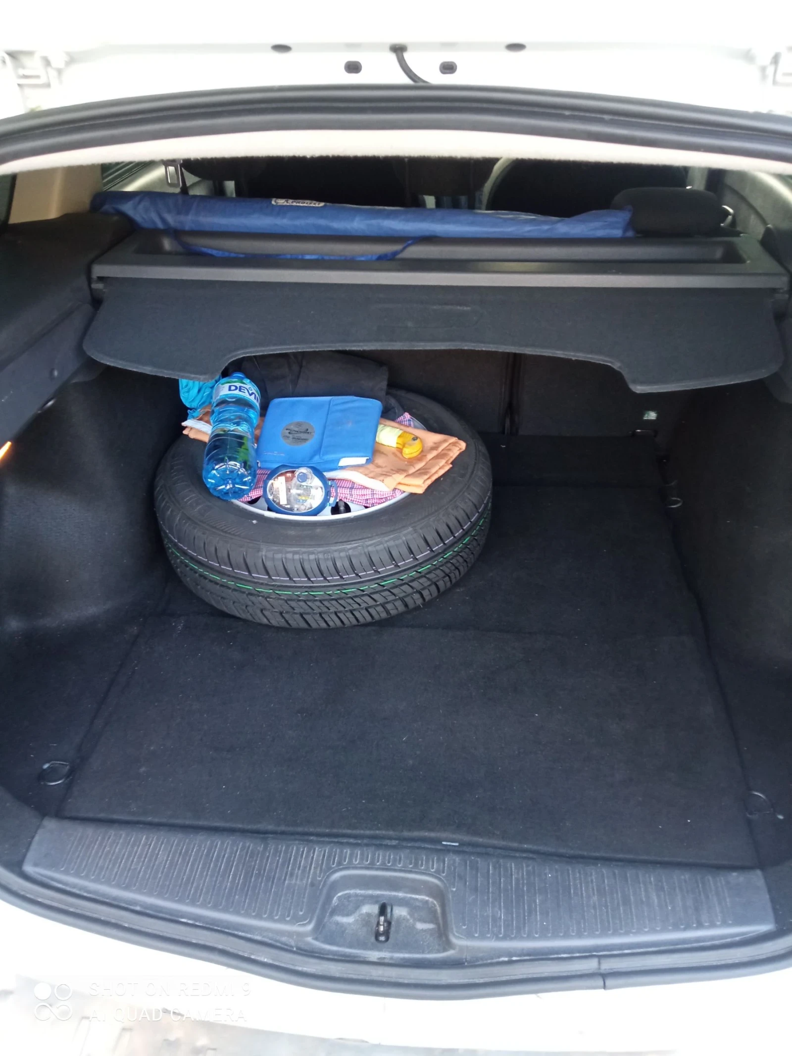 Dacia Logan 1.2 АГУ - изображение 10