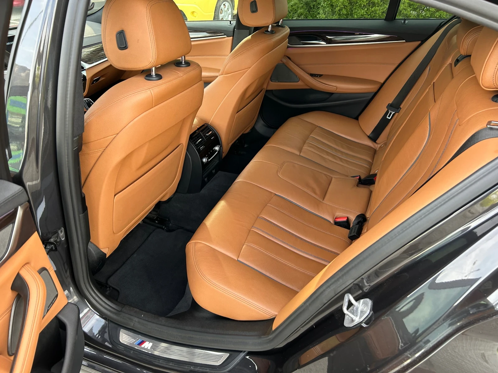 BMW 540 XI M-PACK ЧИСТ КАРФАКС 123000KM GESTURE/H & K - изображение 8