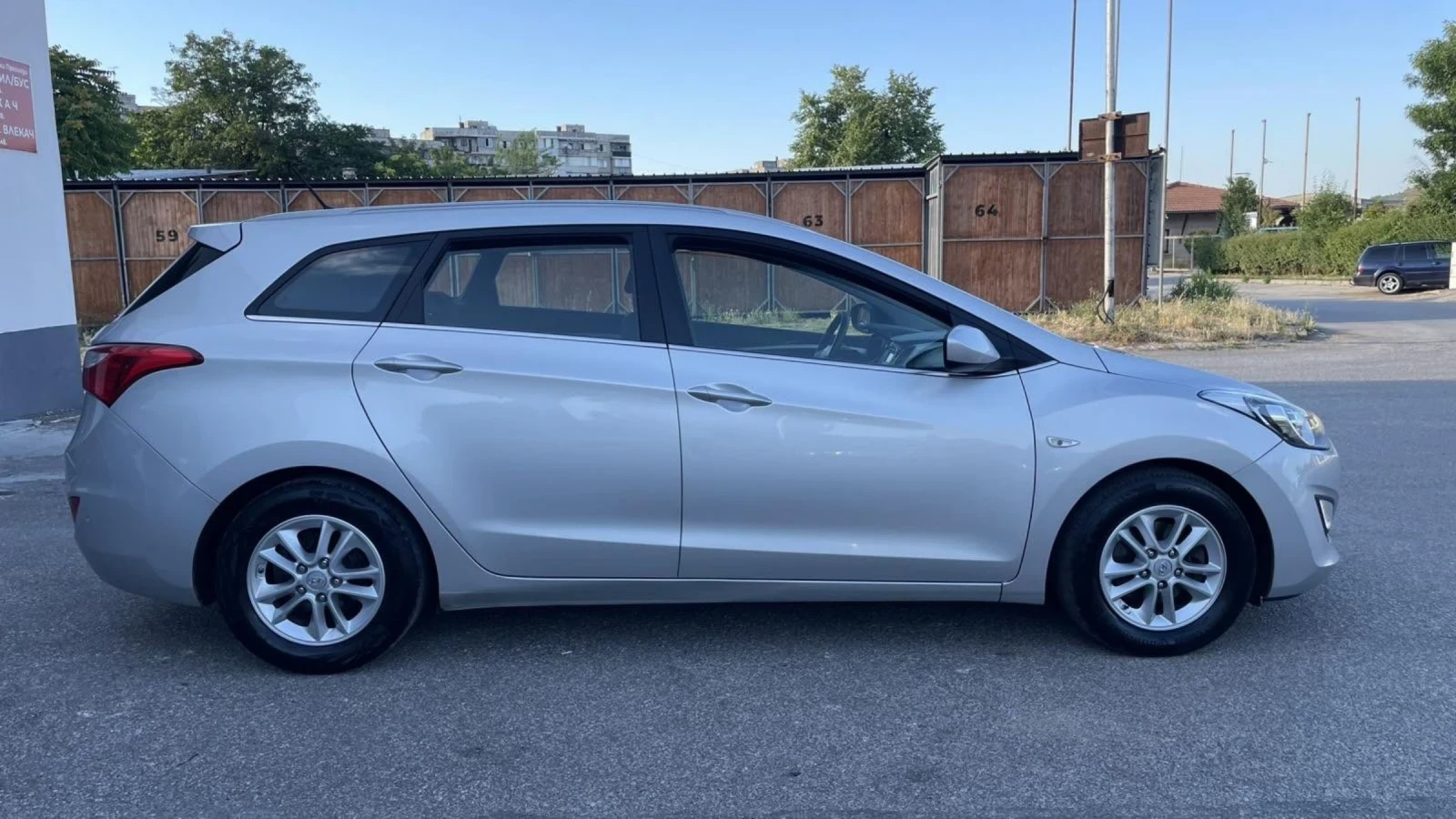 Hyundai I30 1.6CRDI AVT. KLI .NAVI - изображение 6