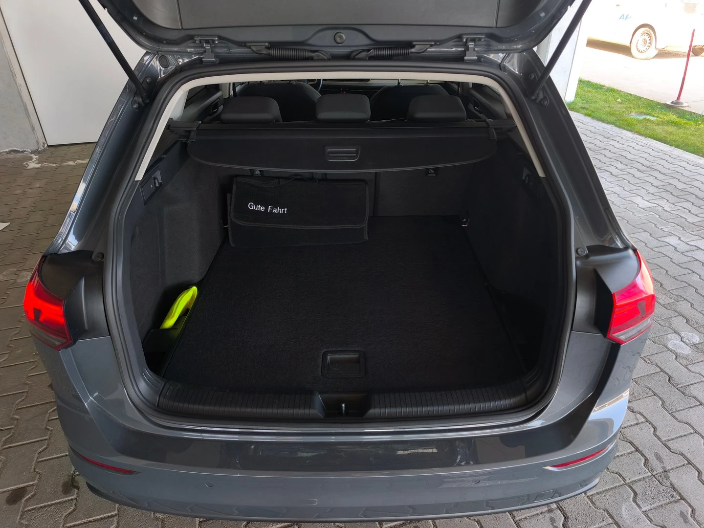 VW Golf Variant 8 Life 1.5 eTSI OPF DSG | Mobile.bg � ����������� 7
