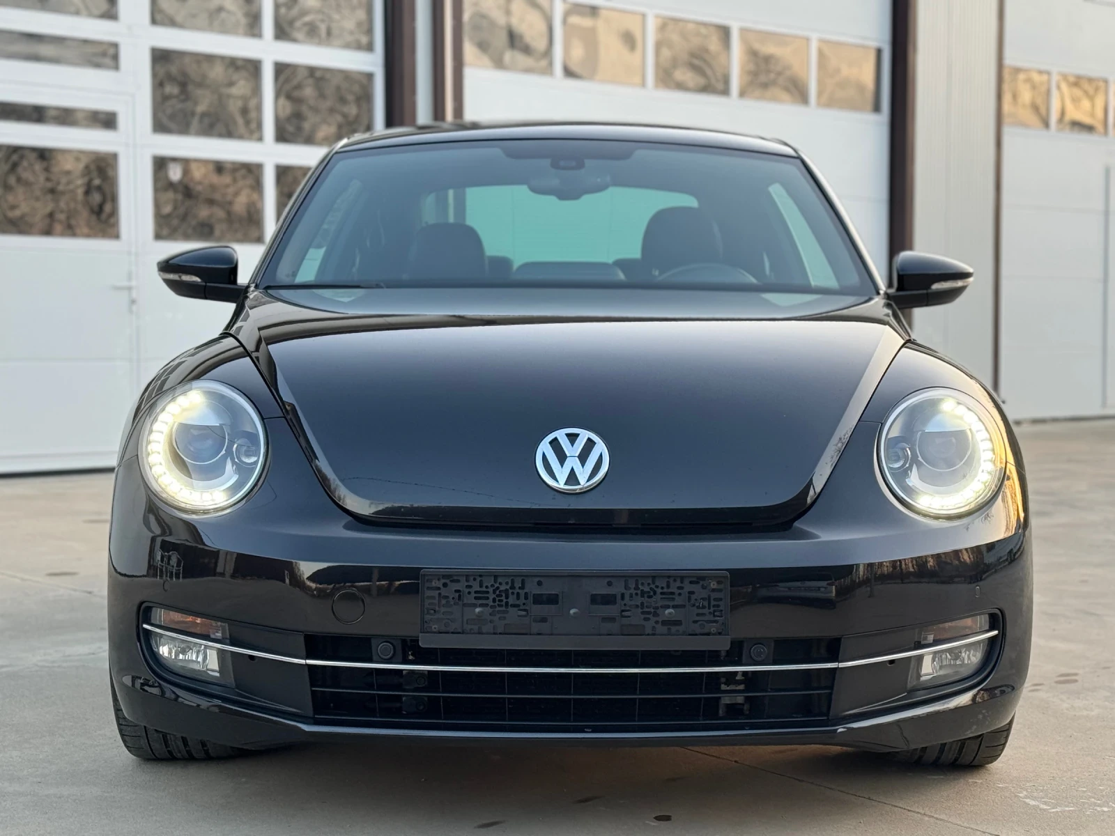 VW Beetle * R-LINE* FULL-MAX* AUTO* , снимка 8 - Автомобили и джипове - 53840225