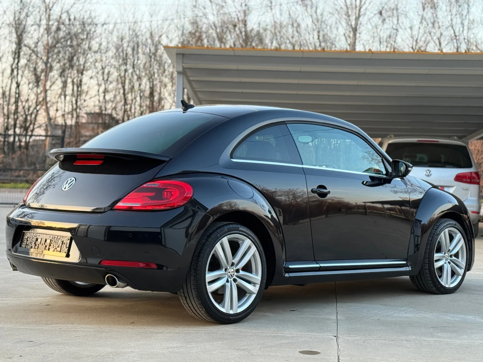 VW Beetle * R-LINE* FULL-MAX* AUTO* , снимка 5 - Автомобили и джипове - 53840225