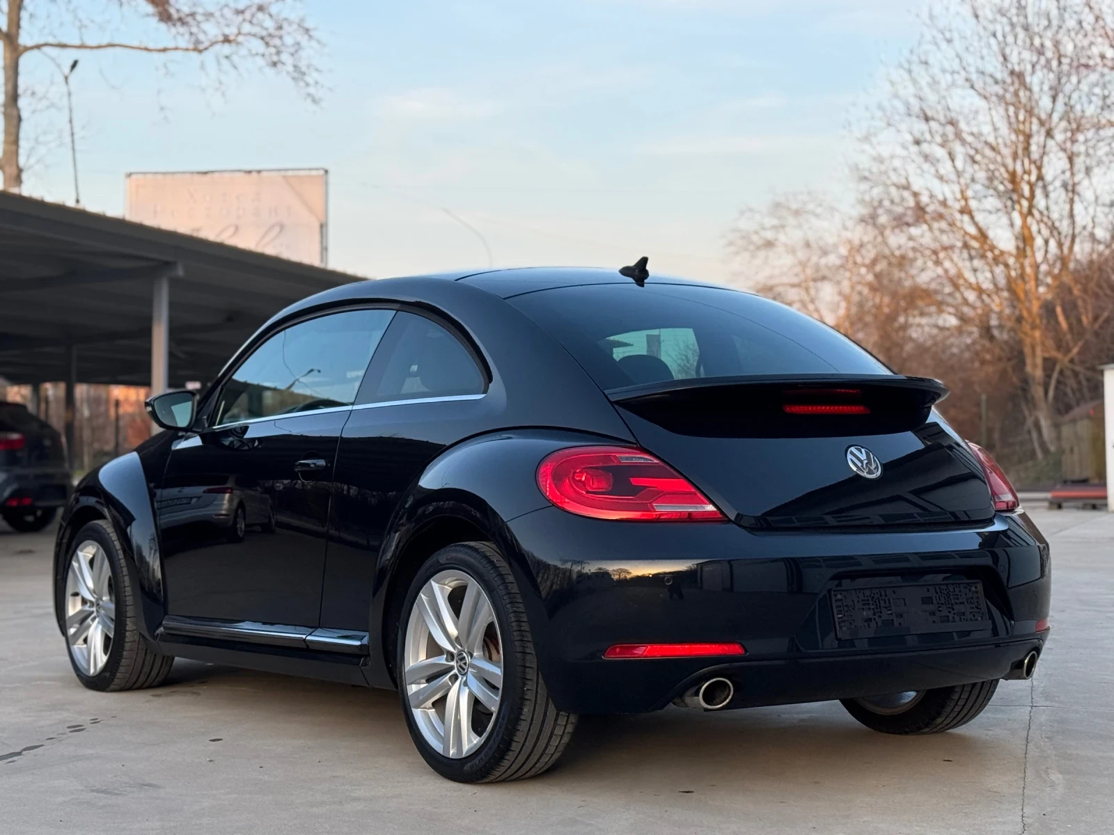 VW Beetle * R-LINE* FULL-MAX* AUTO* , снимка 3 - Автомобили и джипове - 53840225