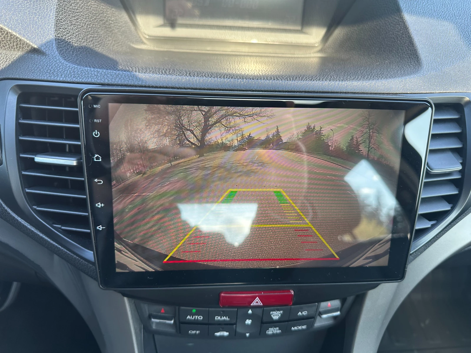 Honda Accord 2.4 i-VTEC Executive, снимка 8 - Автомобили и джипове - 54128598