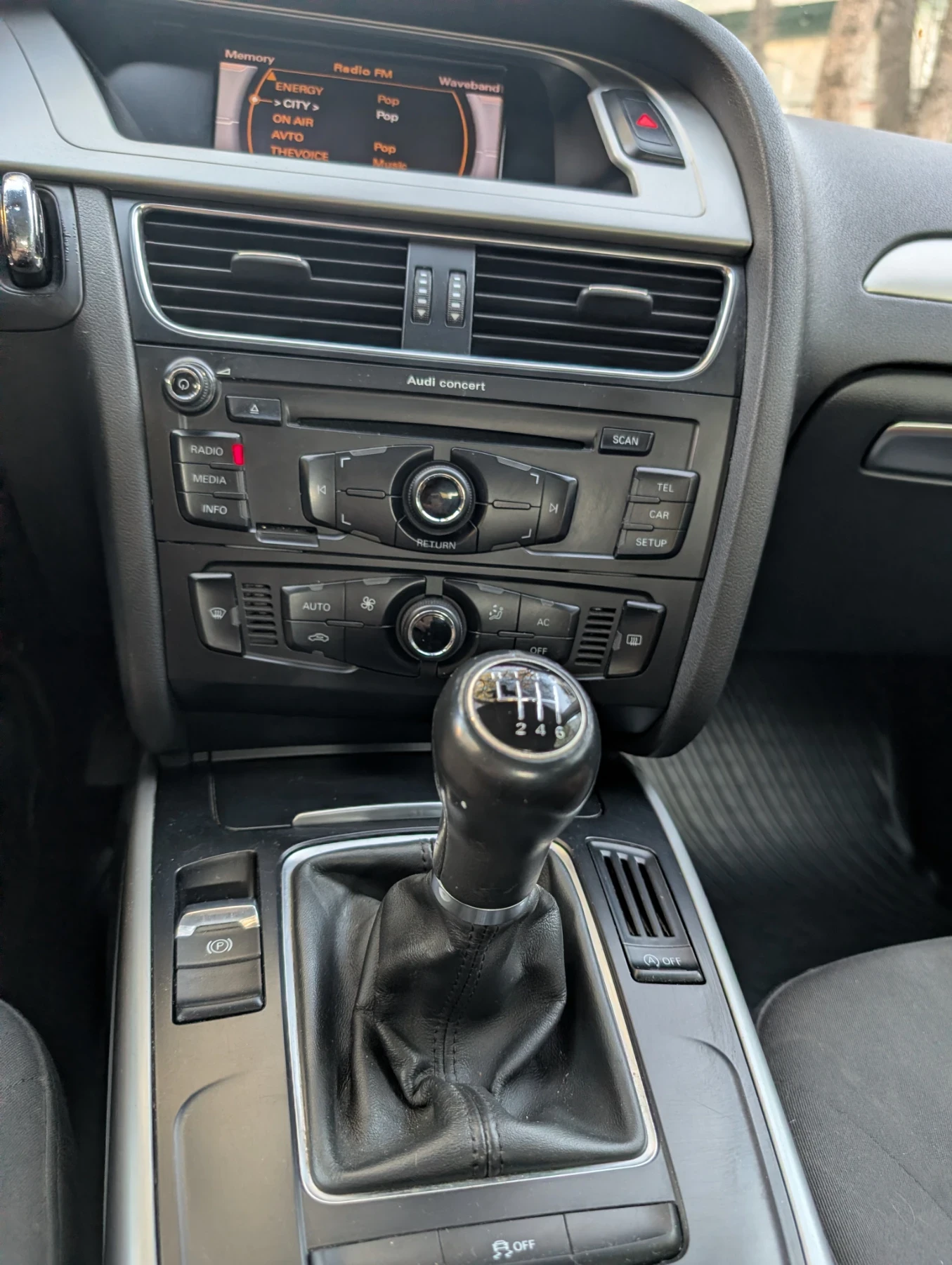 Audi A4, снимка 5 - Автомобили и джипове - 54140774