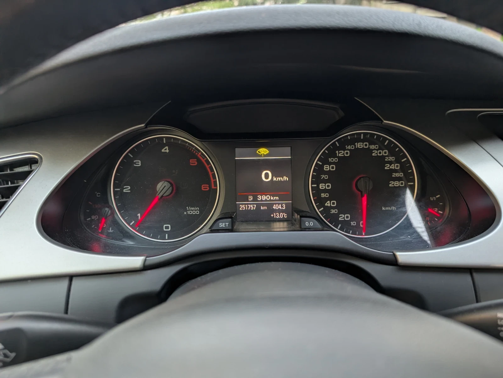 Audi A4, снимка 7 - Автомобили и джипове - 54140774