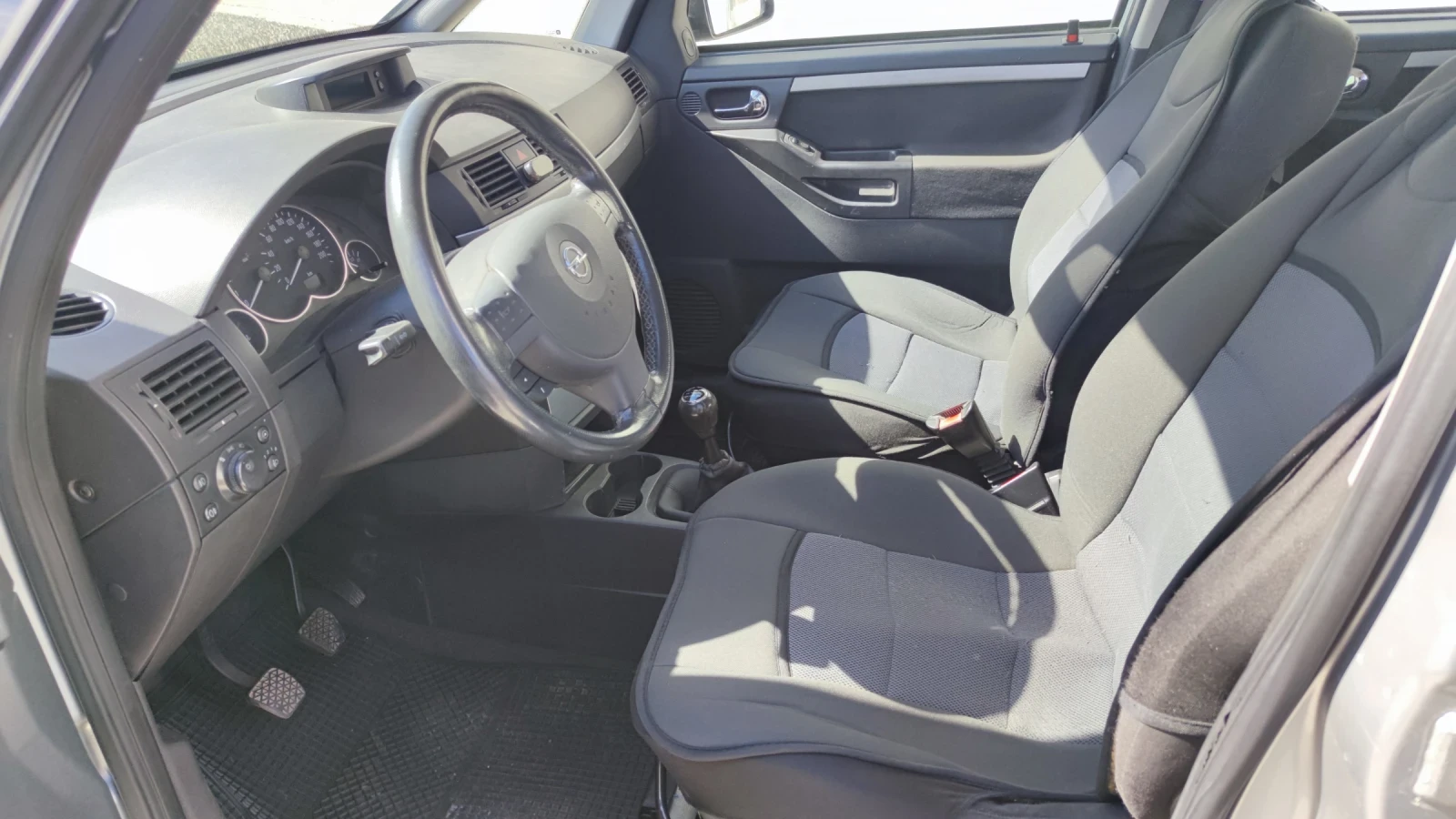 Opel Meriva, снимка 5 - Автомобили и джипове - 54324566