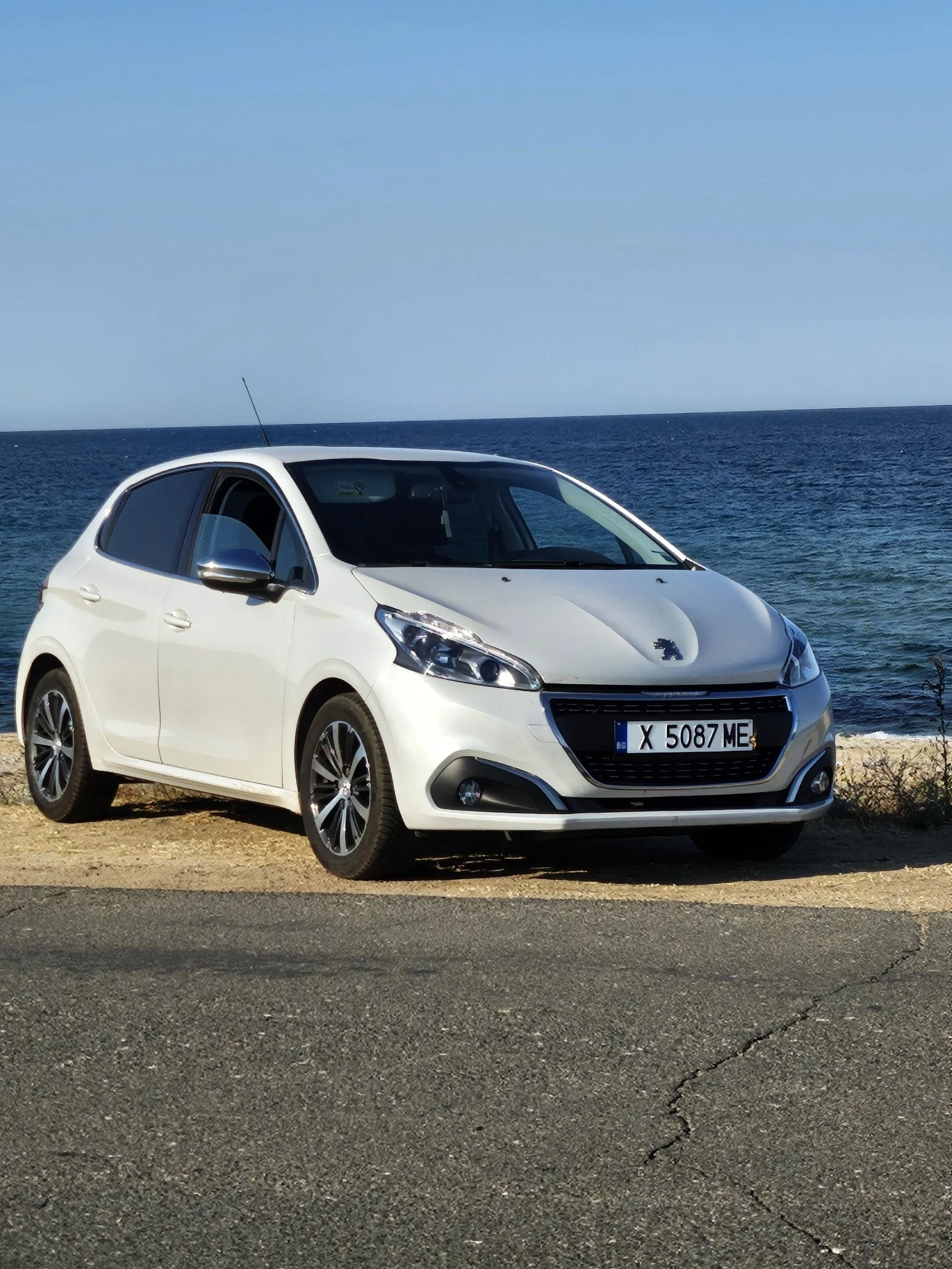 Peugeot 208 1.6 blue hdi