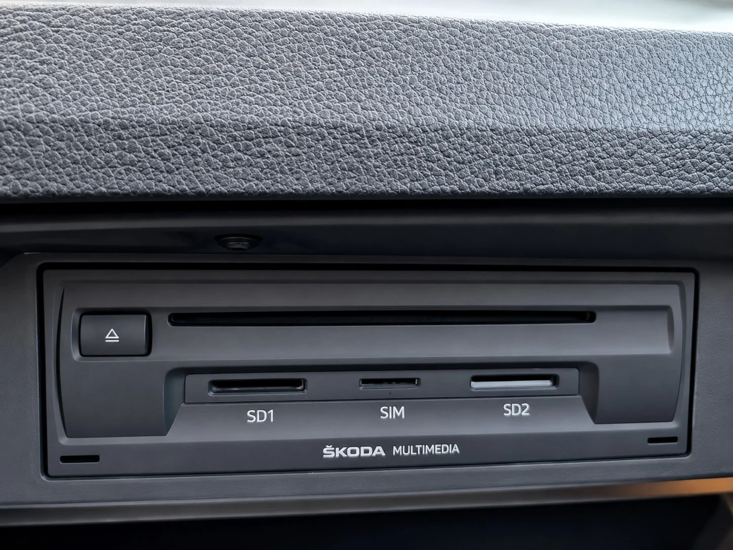 Skoda Superb, снимка 11 - Автомобили и джипове - 54913489