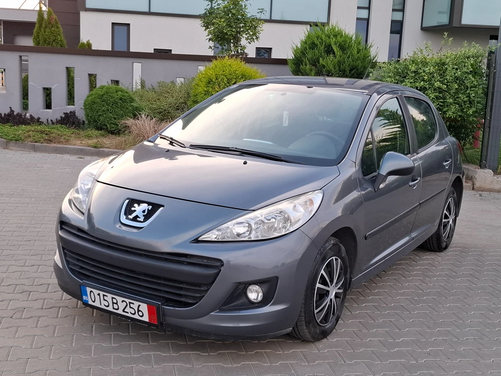 Peugeot 207 1.4I* (75��)* FACELIFT* ��� ����*  | Mobile.bg � ����������� 2