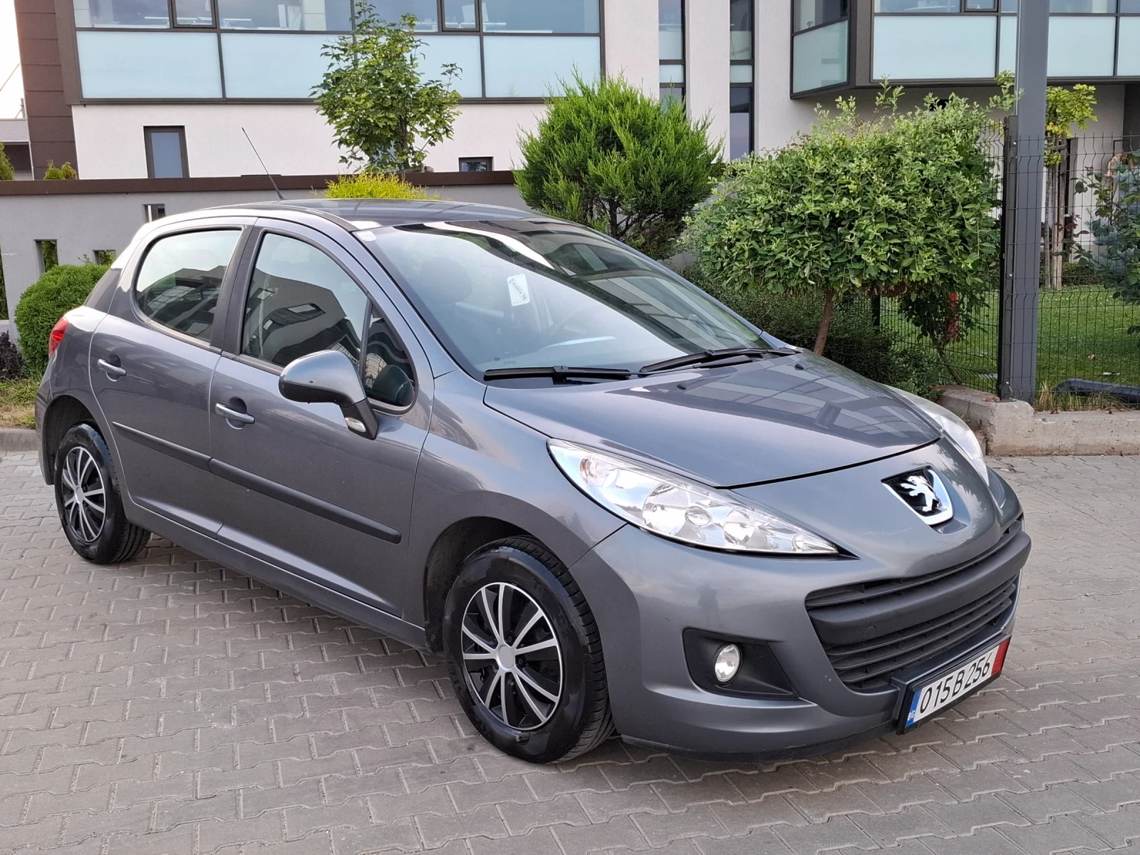 Peugeot 207 1.4I* (75кс)* FACELIFT* НОВ ВНОС* , снимка 10 - Автомобили и джипове - 55319212