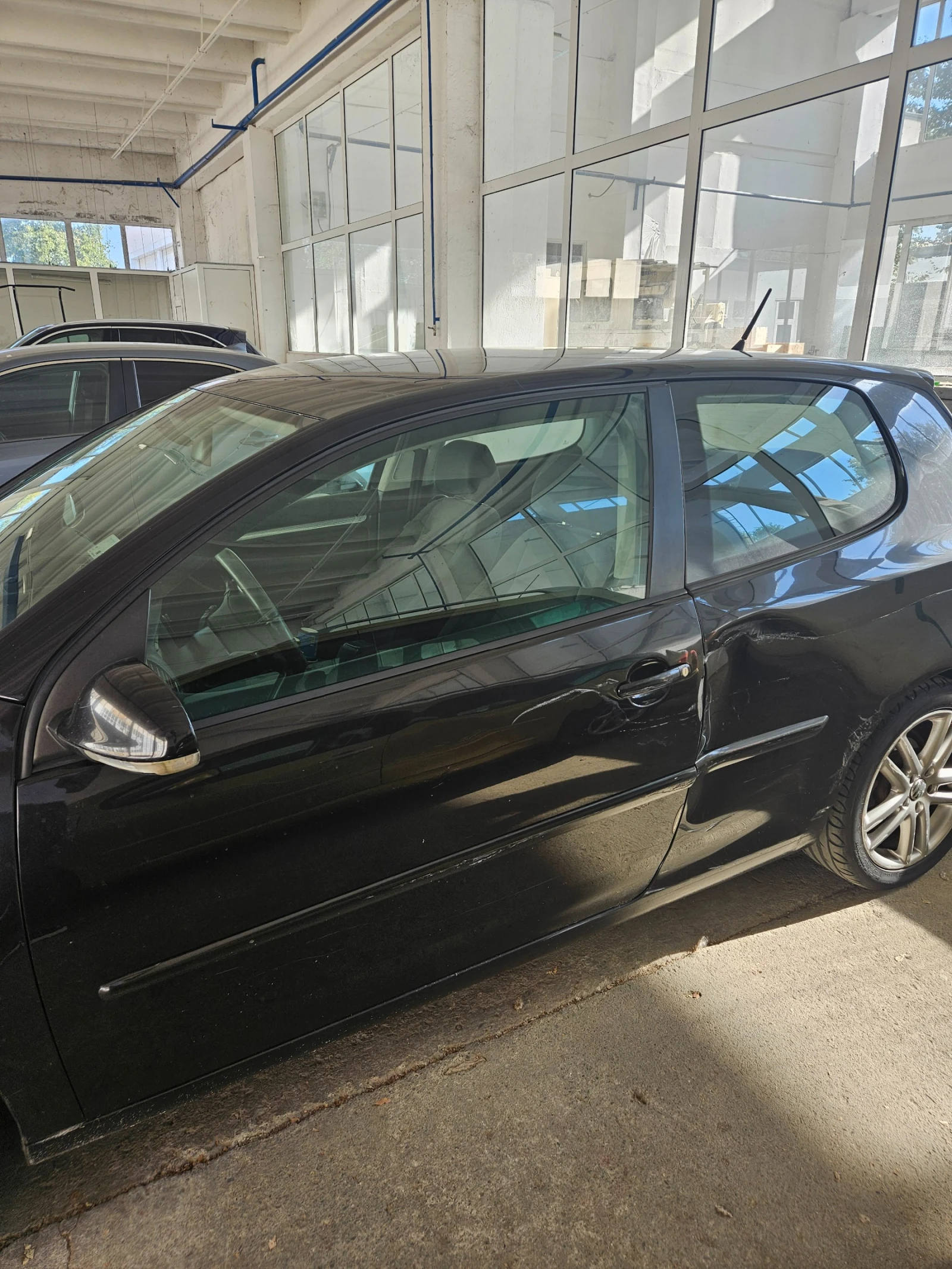 VW Golf 2.0TDI, ЕДНОВАЛОВ, снимка 3 - Автомобили и джипове - 55801668