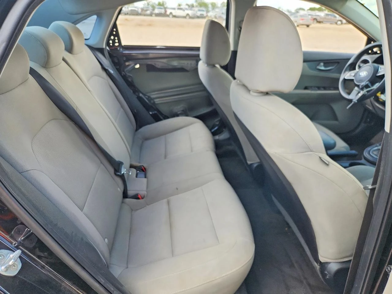 Kia Forte 2.0l Lxs, снимка 10 - Автомобили и джипове - 56040769