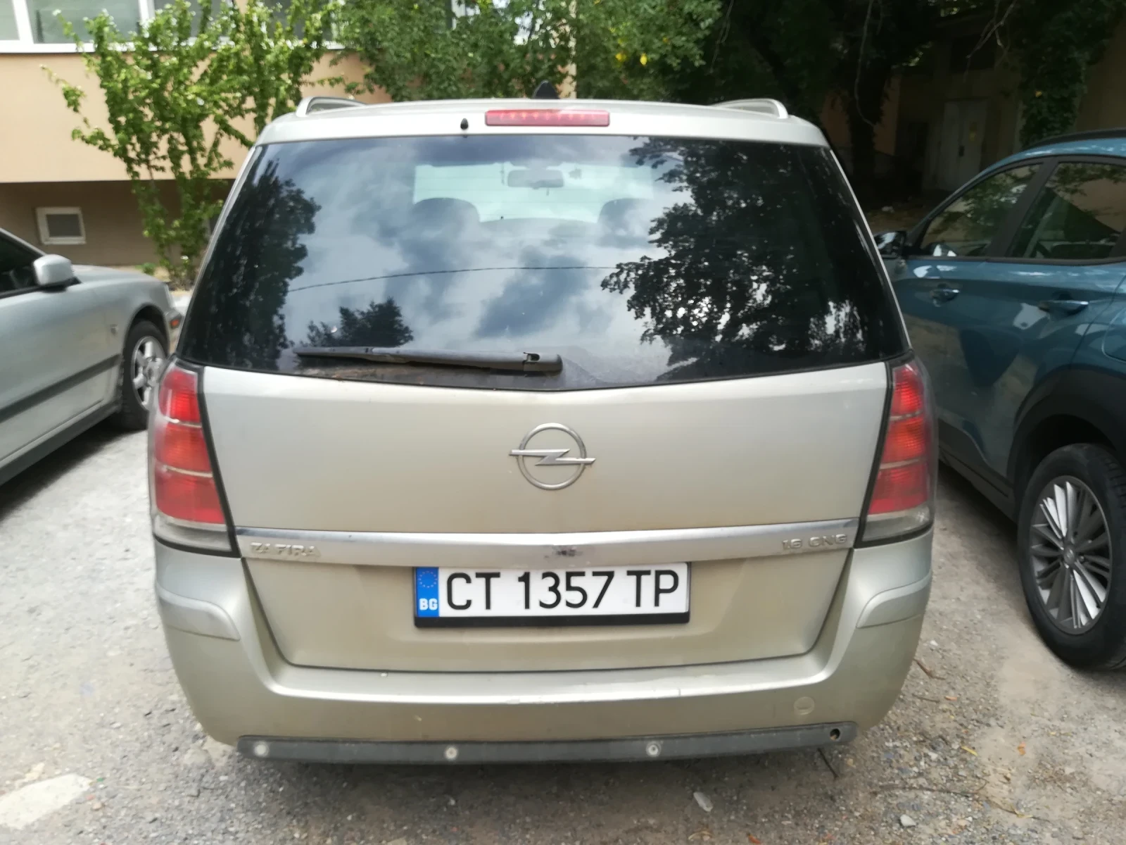 Opel Zafira, снимка 2 - Автомобили и джипове - 56156408