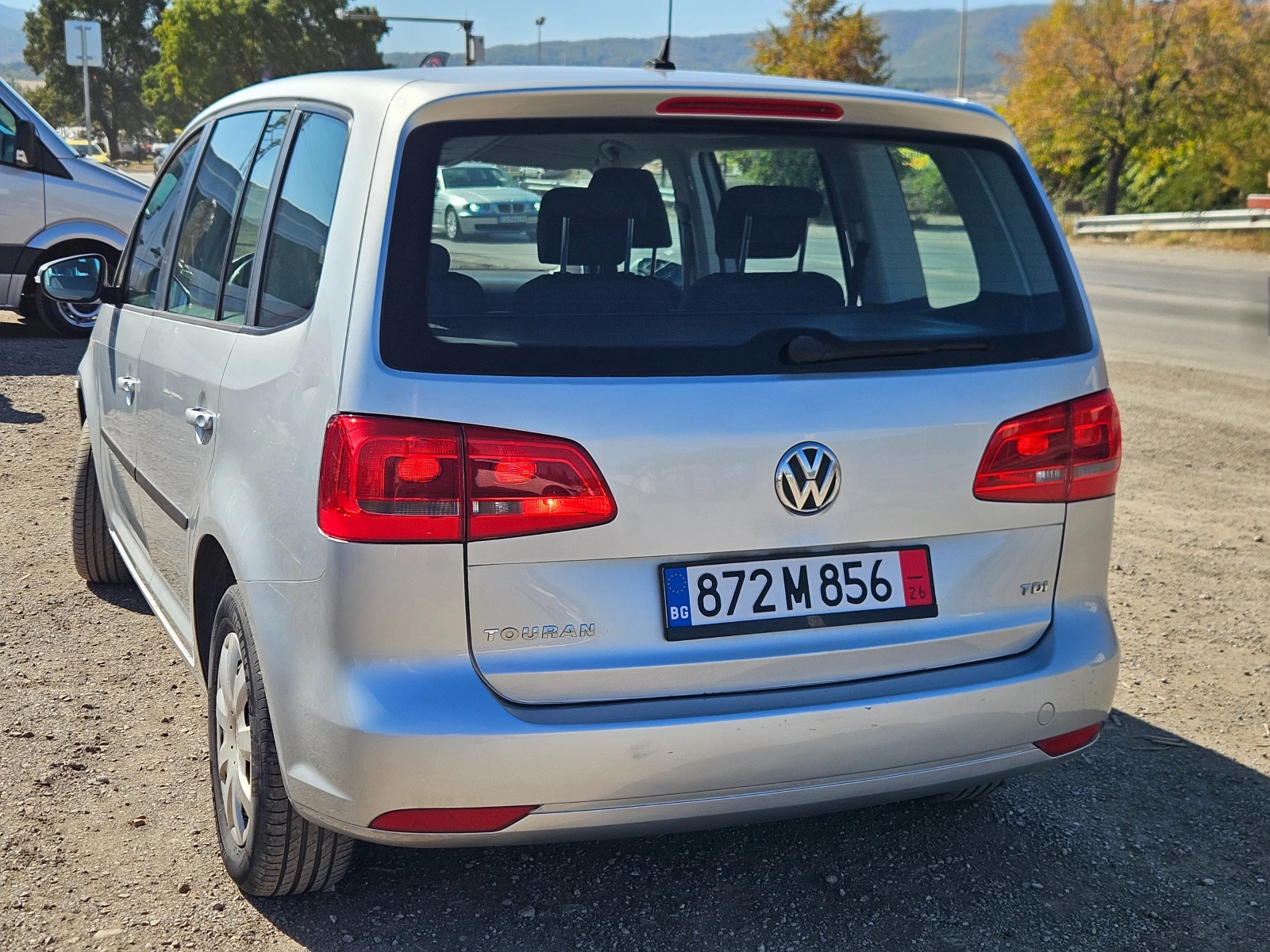 VW Touran, снимка 3 - Автомобили и джипове - 56309246