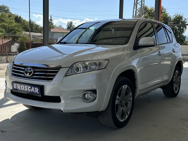 Toyota Rav4 2.2 D-4D/Crossover/Exclusive/Camera/Navi/FULL, снимка 2 - Автомобили и джипове - 47330177