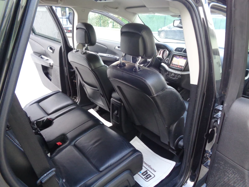 Fiat Freemont 2.0-16VmJET-LOUNGE-140-NAVI-KOJA-LIZING, снимка 13 - Автомобили и джипове - 52073065