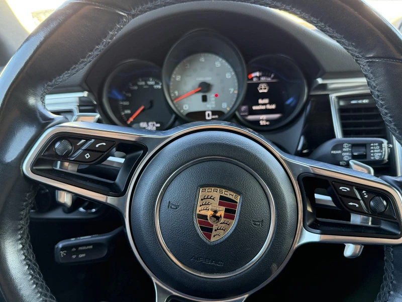 Porsche Macan, снимка 13 - Автомобили и джипове - 52750161