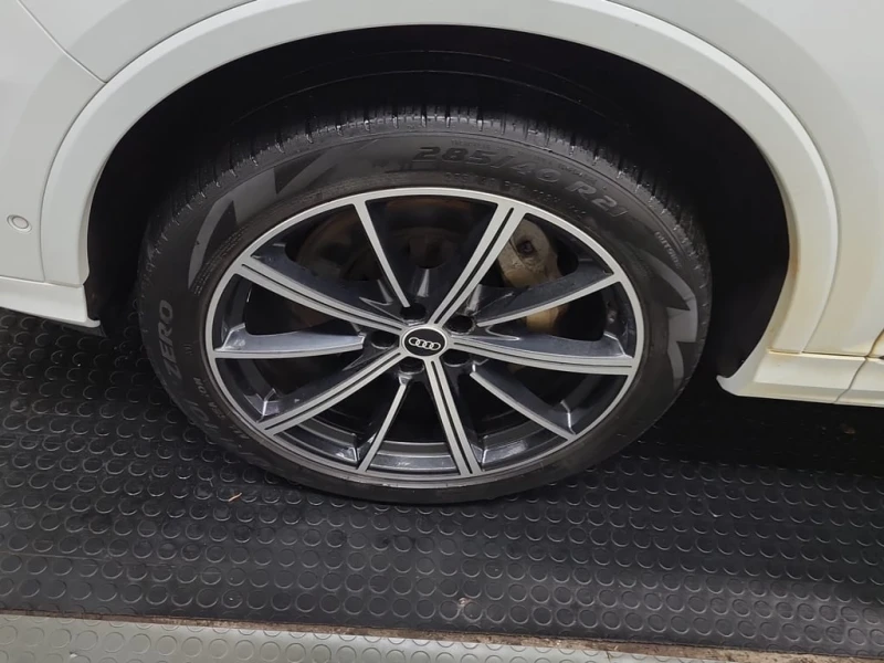 Audi Q7 TECHNIK  CARFAX, снимка 17 - Автомобили и джипове - 53386545