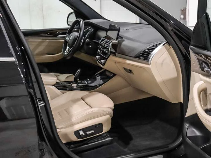 BMW X3 xDrive30i / Apple CarPlay / Beige Int / Heated Sea | Mobile.bg � ����������� 12