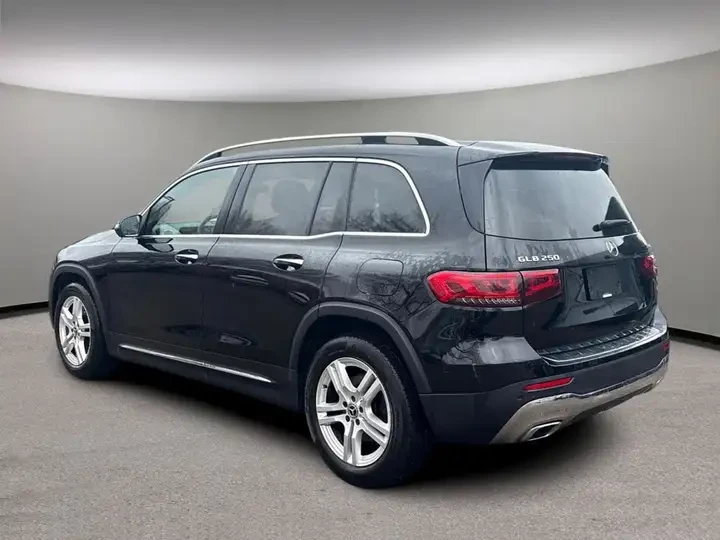Mercedes-Benz GLB 250 PREMIUM* 360КАМЕРА* ПОДГРЕВ* LANE* ASSIST* , снимка 5 - Автомобили и джипове - 54450633