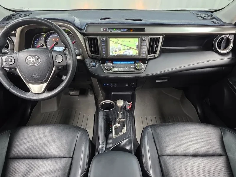 Toyota Rav4 2.5 Бензин 4x4, снимка 3 - Автомобили и джипове - 55610452
