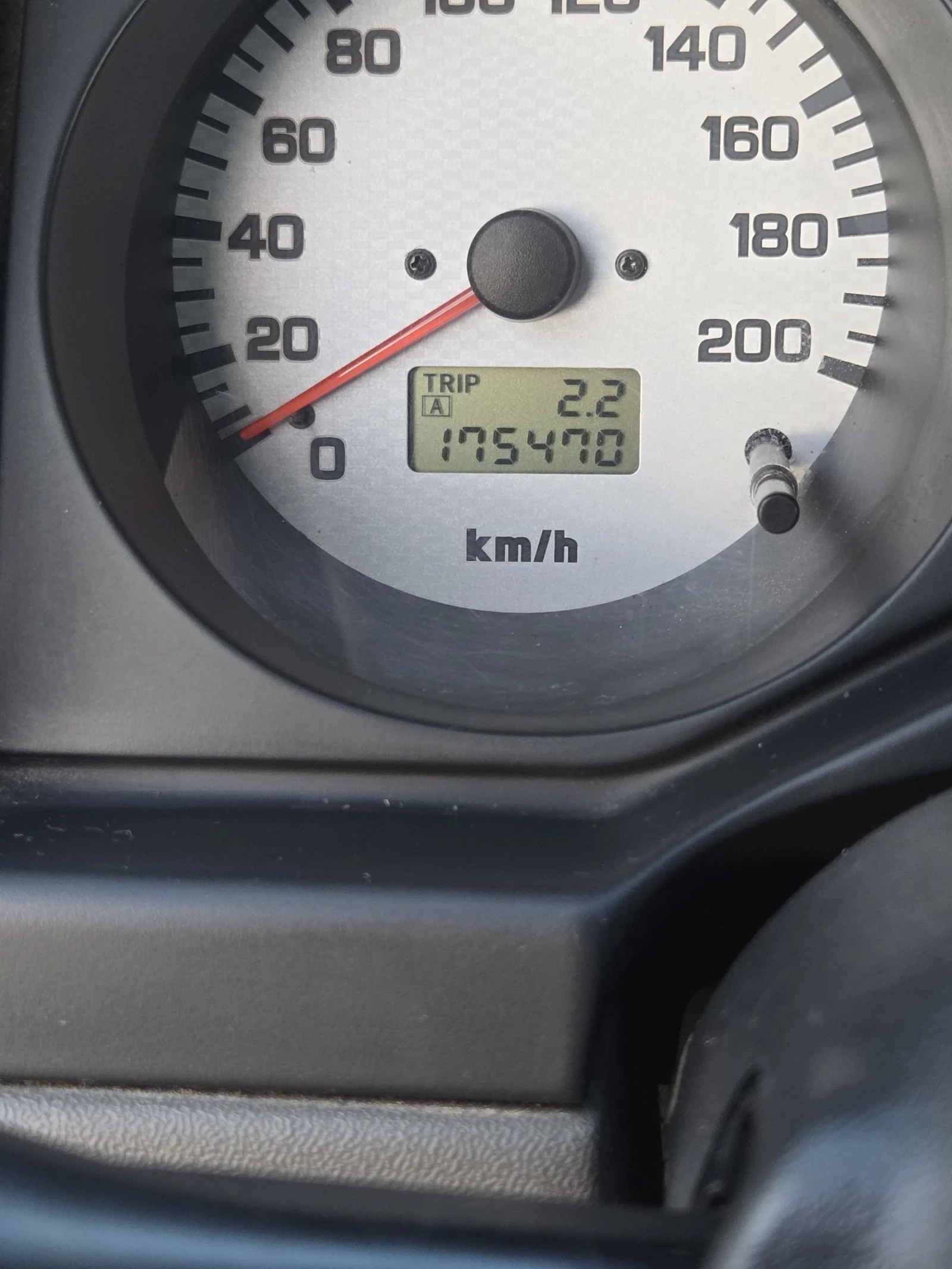 Mitsubishi Pajero 3.2 Di D-GLX - изображение 10