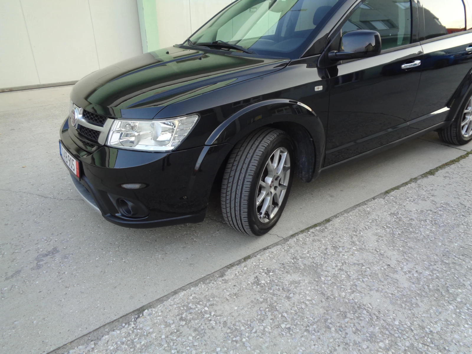 Fiat Freemont 2.0-16VmJET-LOUNGE-140-NAVI-KOJA-LIZING - изображение 9