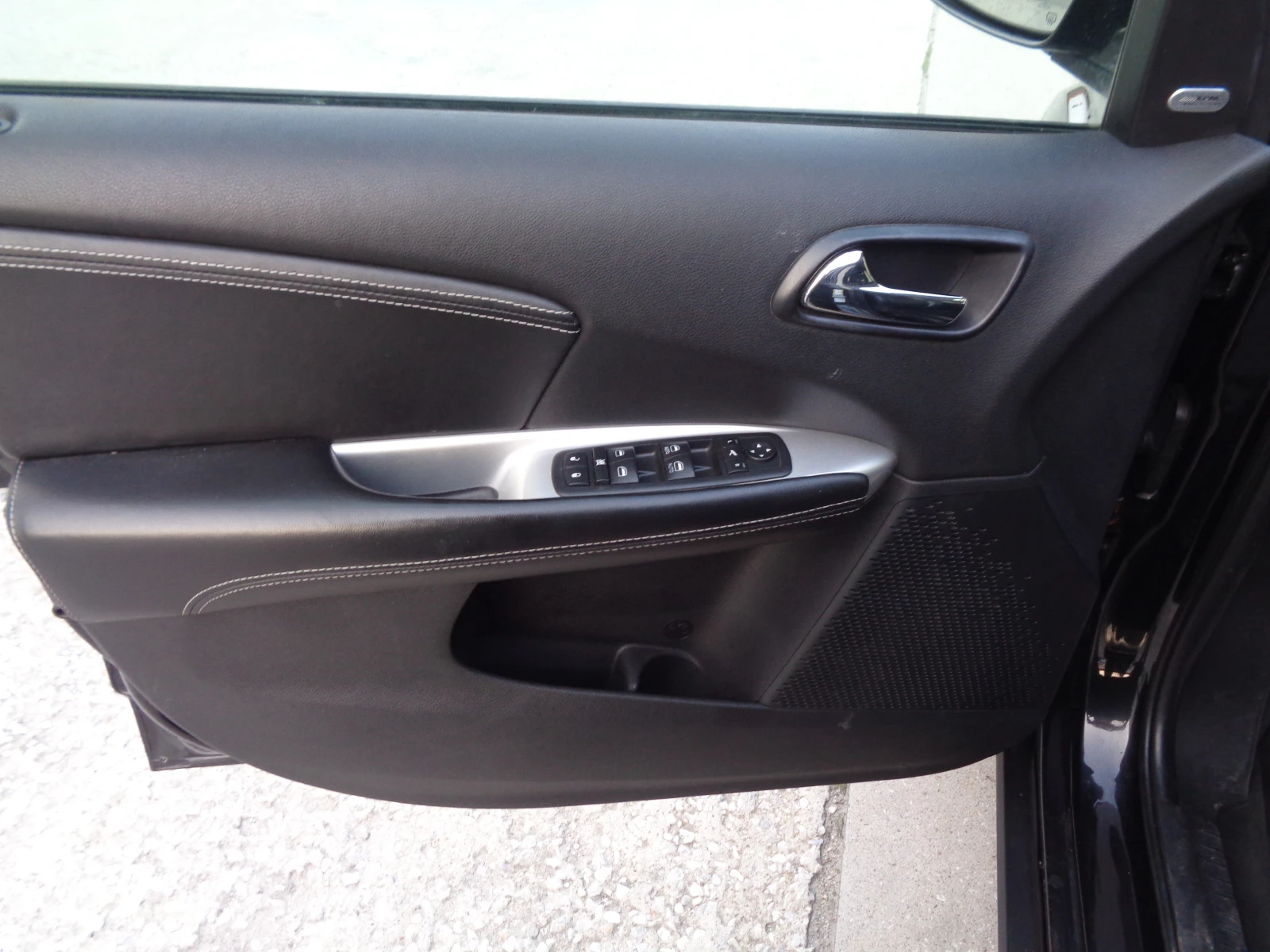 Fiat Freemont 2.0-16VmJET-LOUNGE-140-NAVI-KOJA-LIZING | Mobile.bg   15