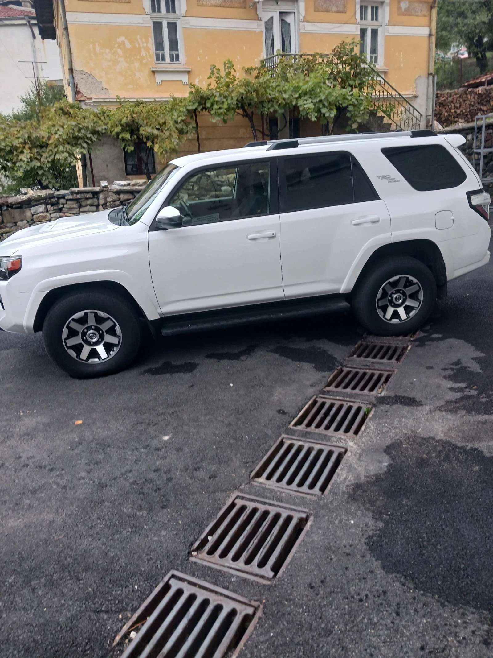 Toyota 4runner | Mobile.bg   14