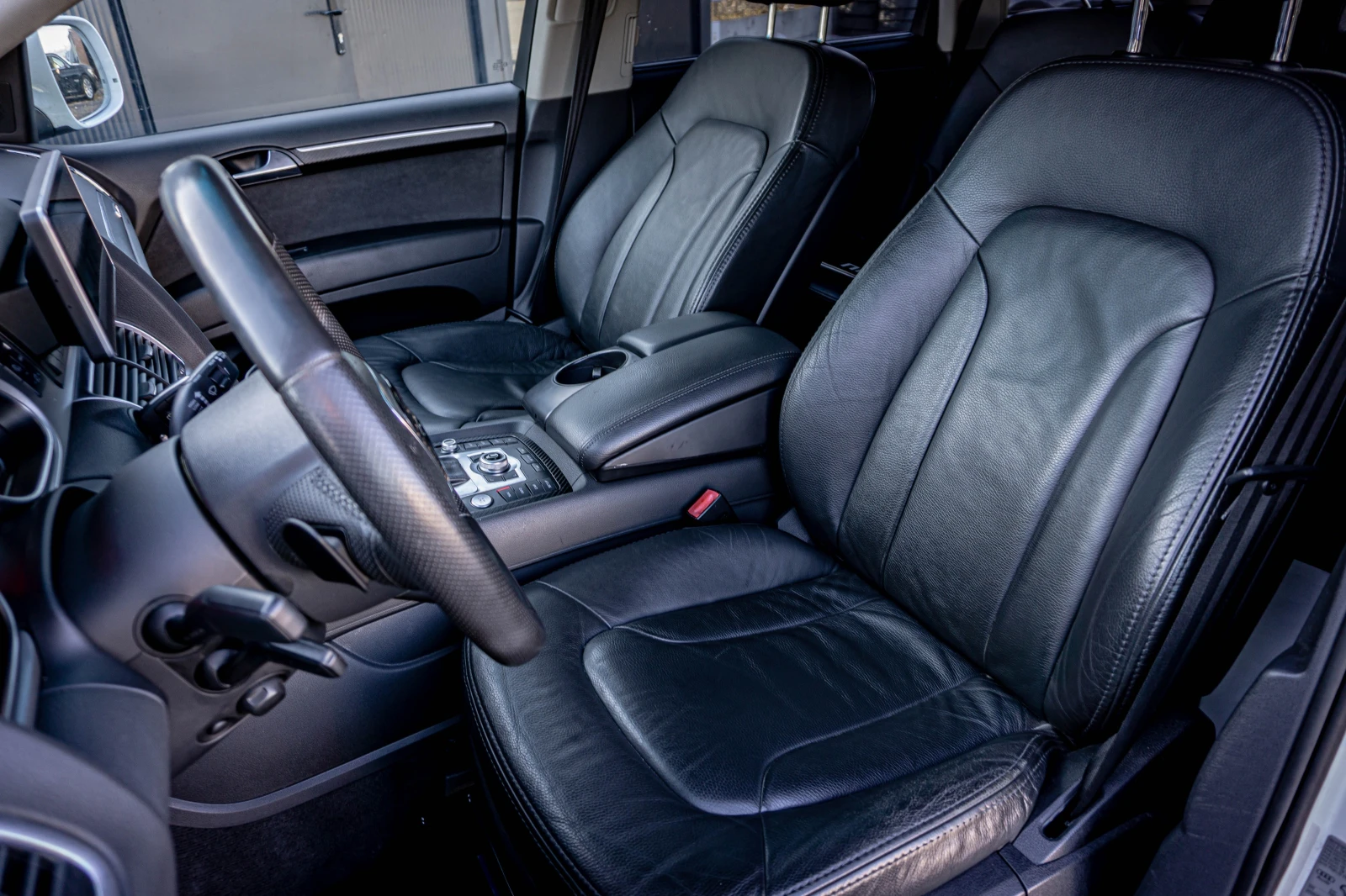 Audi Q7 4.2TDI-SLine-Quattro-РЕАЛНИ КМ. ПЕРФЕКТНА!, снимка 11 - Автомобили и джипове - 53823335